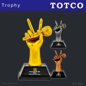 Classic Resin Trophy IFF 040