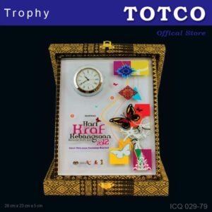 Memorable Crystal Clock Series ICQ 029-79