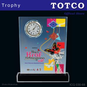 Memorable Crystal Clock Series ICQ 030-68